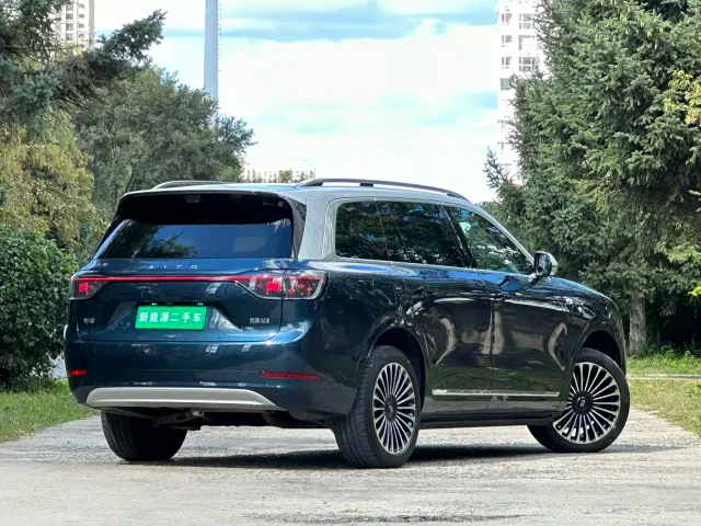 Aito M9 — Фото автомобиля 4