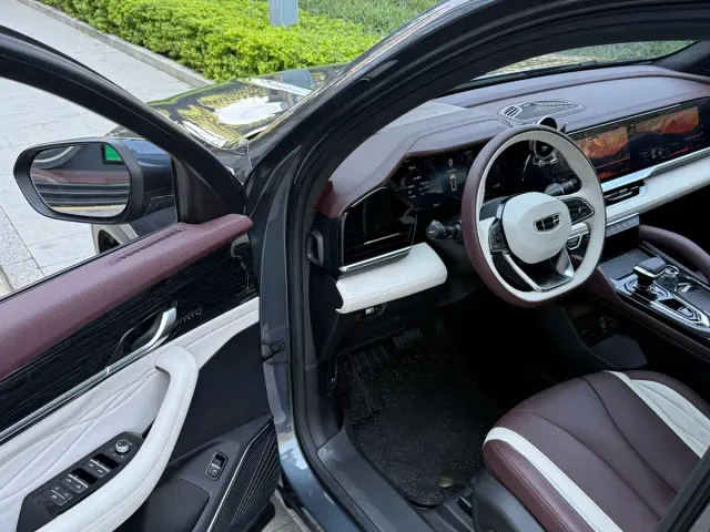Geely Xingyue L — Фото автомобиля 6