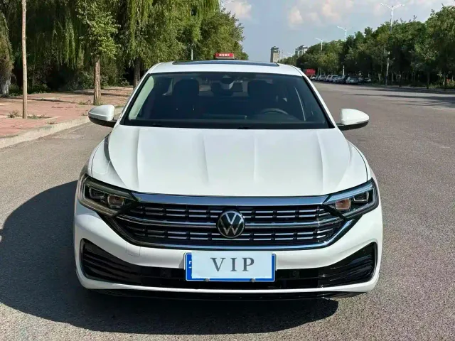 Volkswagen Sagitar — Фото автомобиля 2