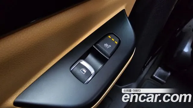 Kia Canival Carnival 4 поколение Бензин 11 мест Prestige — Фото автомобиля 19