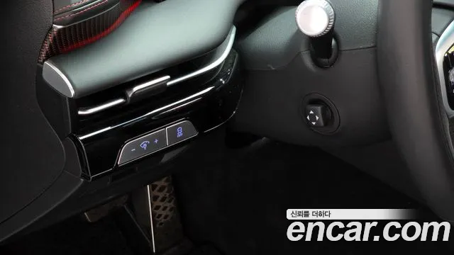 Genesis G80 Бензин 2.5 турбо AWD — Фото автомобиля 11