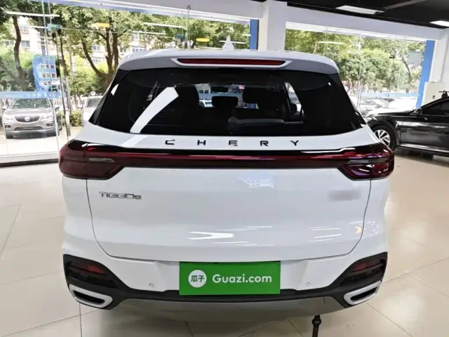 Chery Tiggo 8 — Фото автомобиля 5