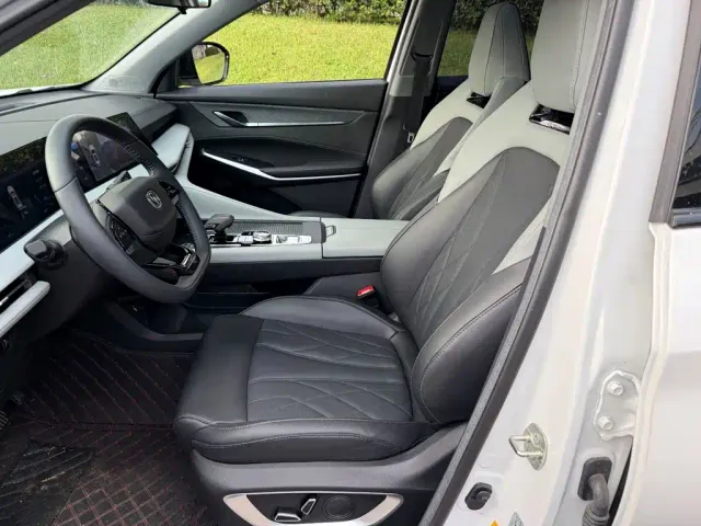 Changan CS75 Plus — Фото автомобиля 8