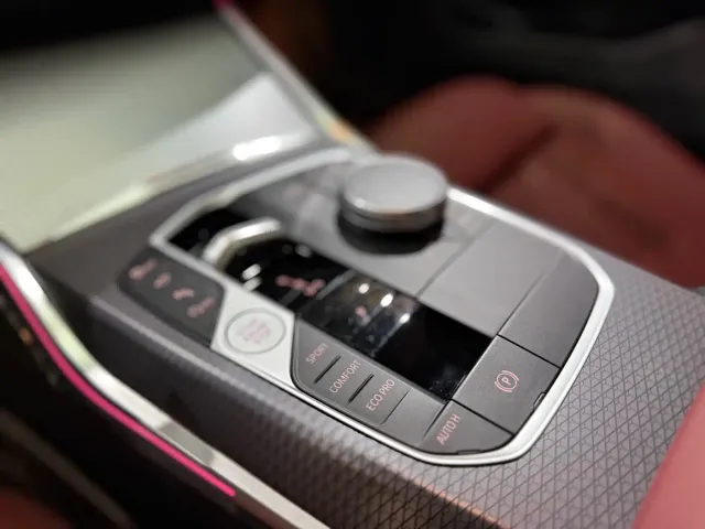 BMW 3 Series — Фото автомобиля 6