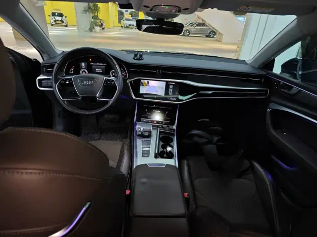Audi A7L — Фото автомобиля 11