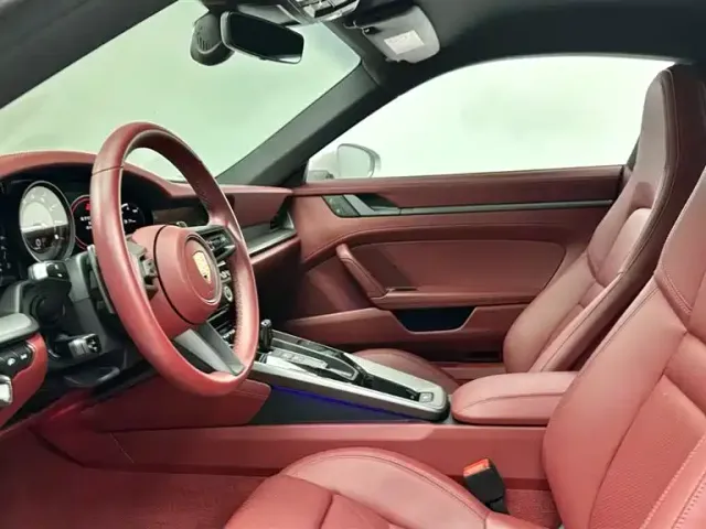 Porsche 911 — Фото автомобиля 10