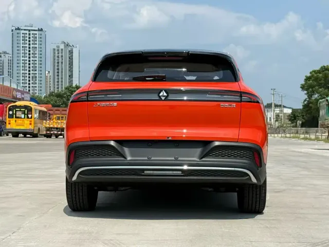 Baojun Yunhai — Фото автомобиля 5