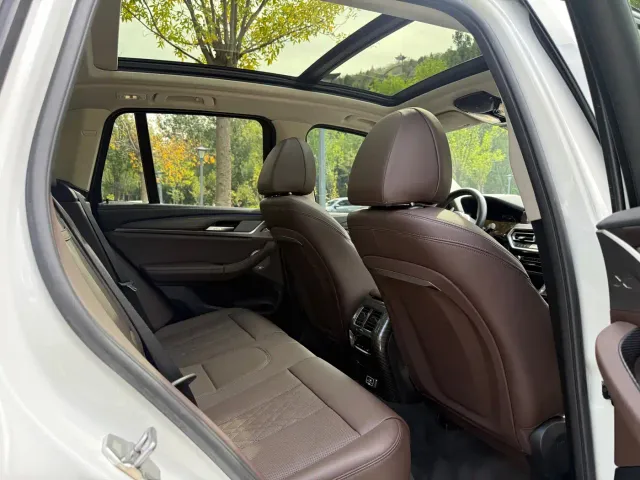 BMW X3 — Фото автомобиля 9