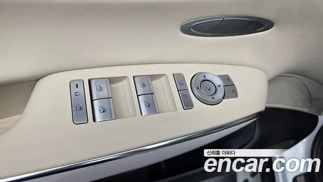 Genesis GV70 — Фото автомобиля 28