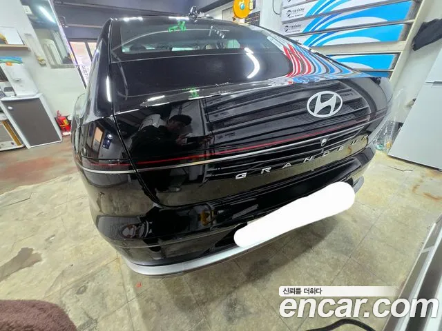 Hyundai Grandeur Grandeur (GN7) 2.5 Бензин 2WD — Фото автомобиля 2