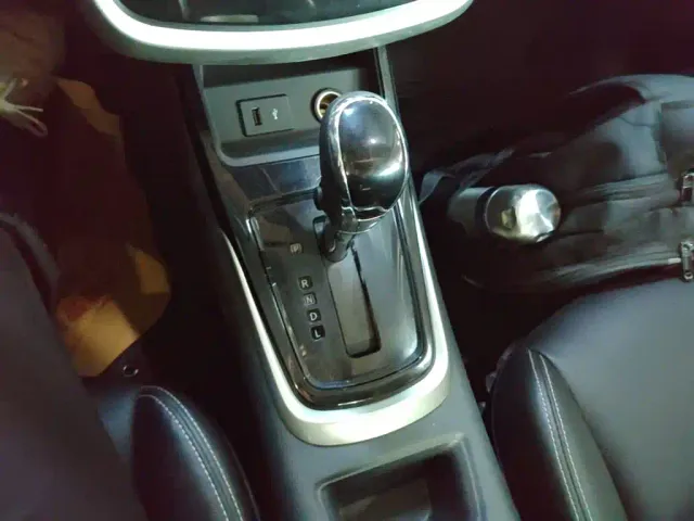 Nissan Tiida — Фото автомобиля 13