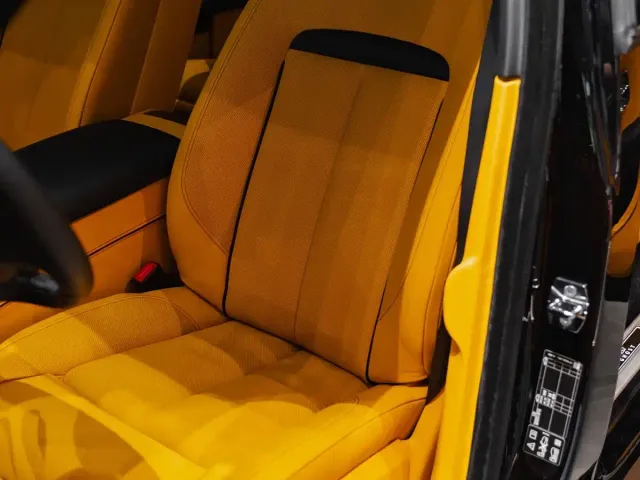 Rolls-Royce Ghost — Фото автомобиля 10