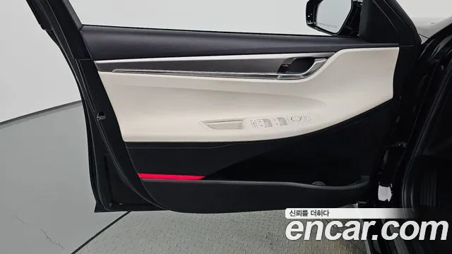 Hyundai Grandeur (New) Hybrid — Фото автомобиля 13