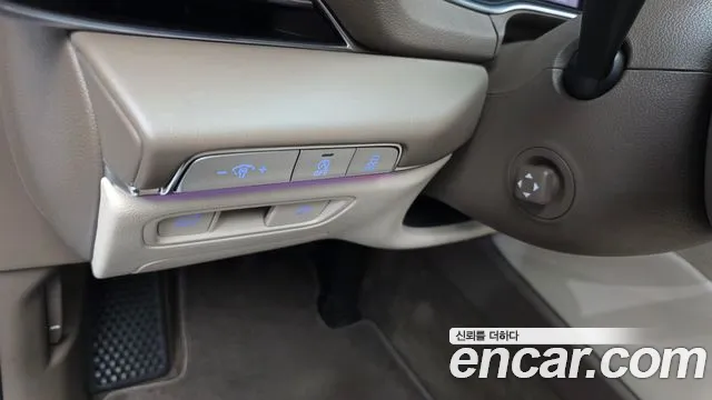 Genesis GV80 — Фото автомобиля 30