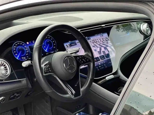 Mercedes-Benz EQS — Фото автомобиля 8