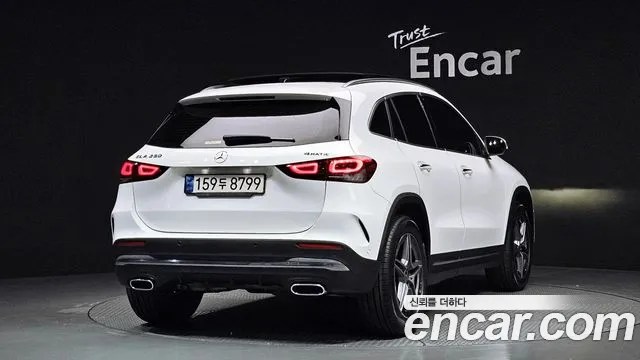 Mercedes-Benz GLA-Class — Фото автомобиля 2
