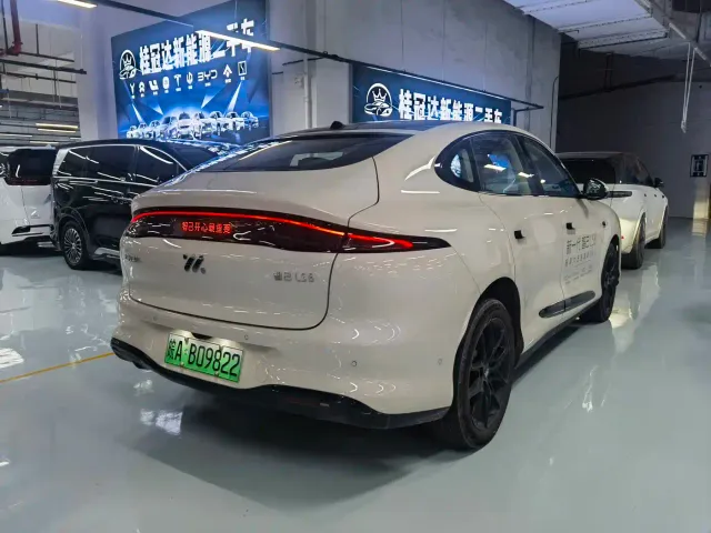 IM Motors LS6 — Фото автомобиля 9