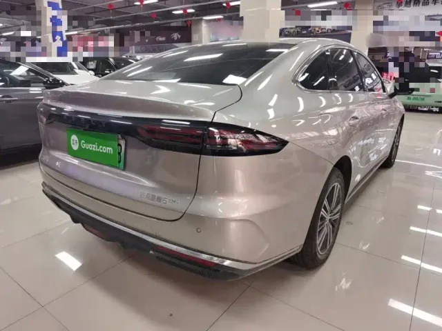 Geely Galaxy Stellar 6 — Фото автомобиля 6
