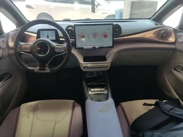 BYD Dolphin — Фото автомобиля 9
