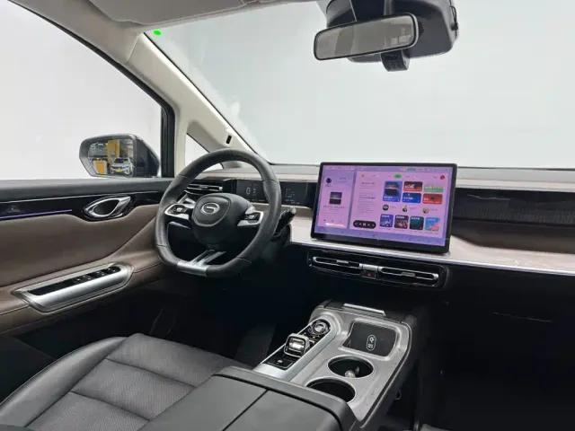 GAC Trumpchi E8 — Фото автомобиля 23