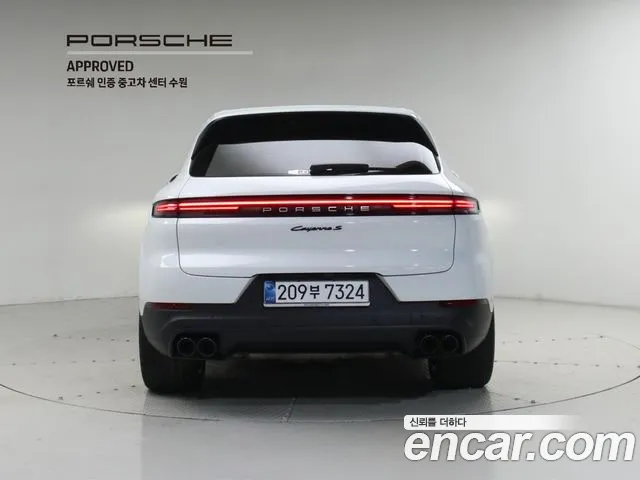Porsche Cayenne — Фото автомобиля 4