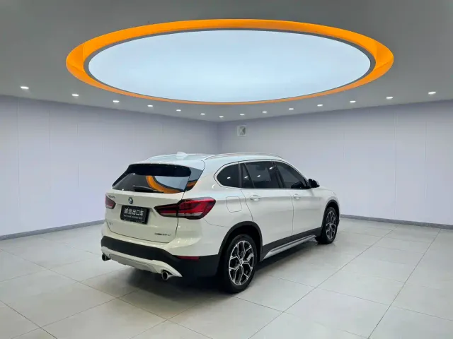 BMW X1 — Фото автомобиля 6