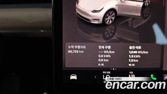 Tesla Model Y — Фото автомобиля 7