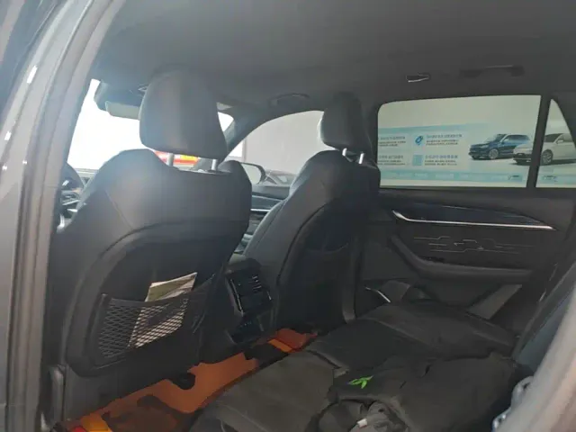 Geely Xingyue L — Фото автомобиля 16