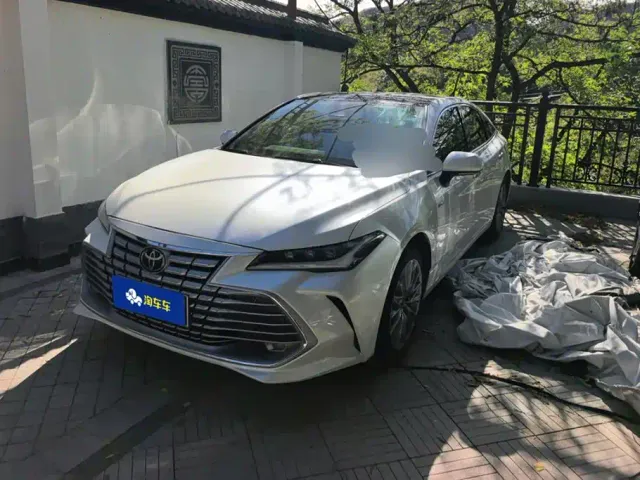Фотография автомобиля — Toyota Avalon