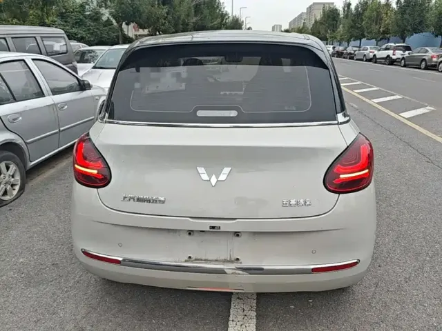 Wuling Bingo — Фото автомобиля 5