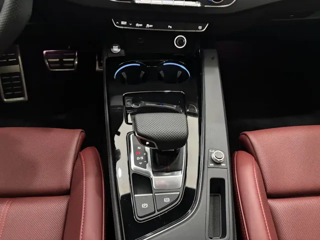 Audi A4L — Фото автомобиля 19