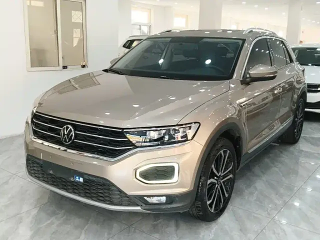 Фотография автомобиля — Volkswagen T-Roc