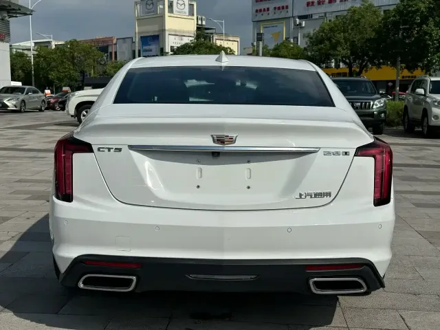 Cadillac CT5 — Фото автомобиля 8