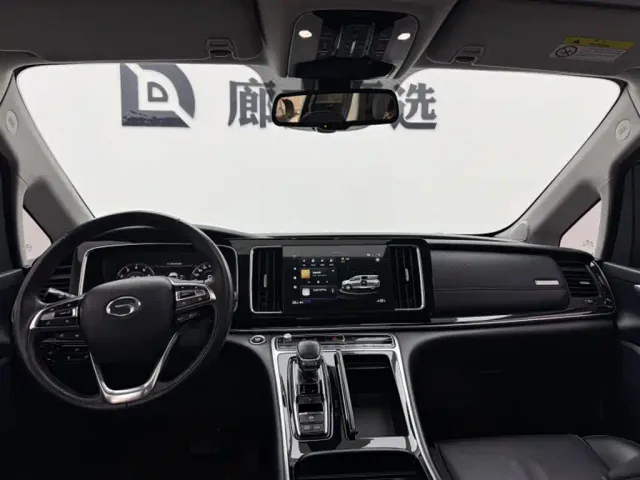 GAC Trumpchi M8 — Фото автомобиля 7