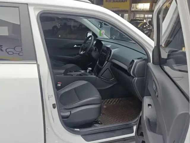 Hyundai ix35 — Фото автомобиля 8