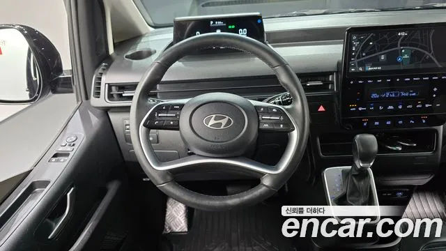 Hyundai Staria — Фото автомобиля 13