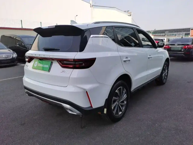 Geely Vision X6 — Фото автомобиля 6