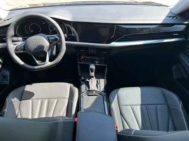 Volkswagen Passat — Фото автомобиля 5