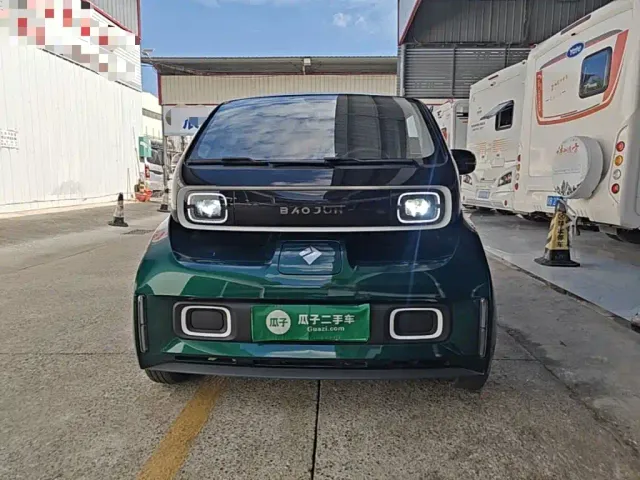 Baojun KiWi EV — Фото автомобиля 2