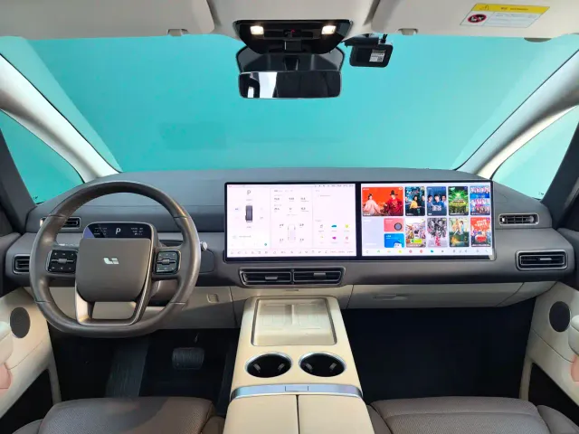 Li Auto MEGA — Фото автомобиля 8