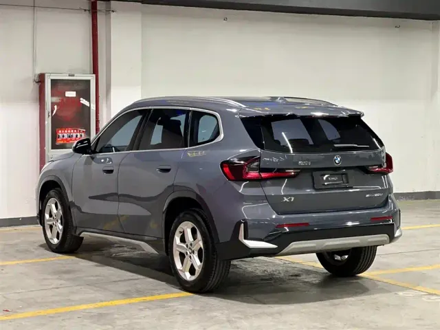 BMW X1 — Фото автомобиля 4