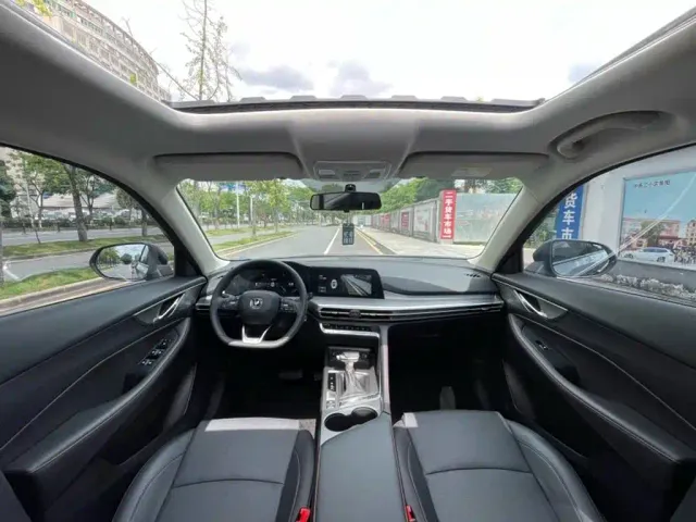 Changan CS35 Plus — Фото автомобиля 13