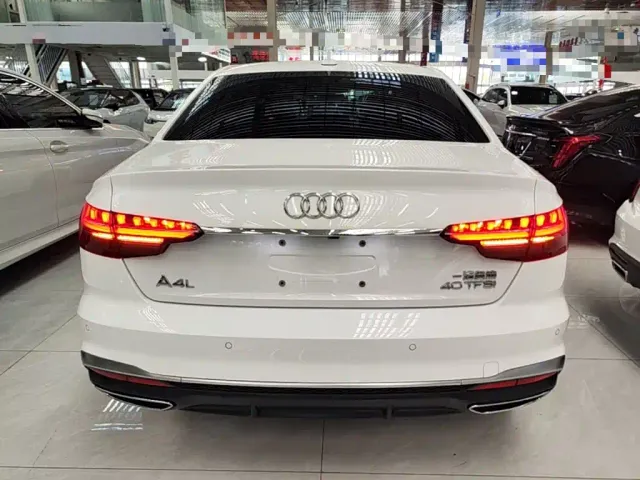 Audi A4L — Фото автомобиля 5