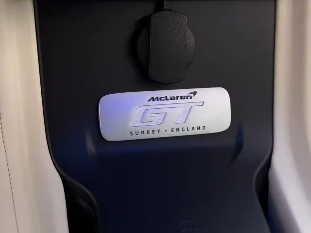 McLaren GT — Фото автомобиля 13