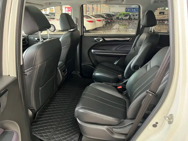 GAC Trumpchi M6 — Фото автомобиля 6