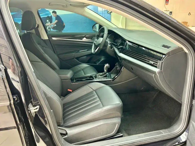 Volkswagen Passat — Фото автомобиля 10