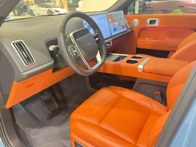 Li Auto L9 — Фото автомобиля 6