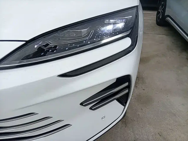 BYD Song PLUS — Фото автомобиля 23