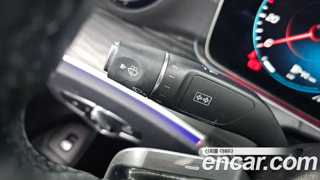 Mercedes-Benz E-Class — Фото автомобиля 15