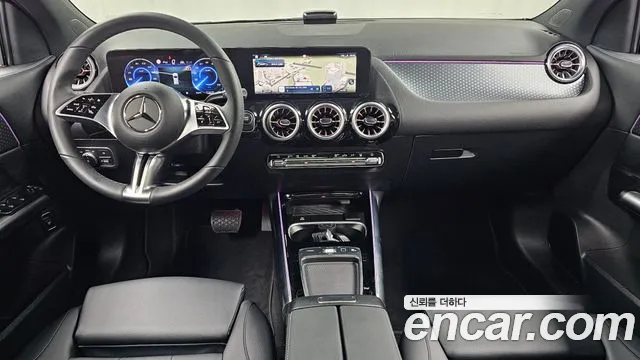 Mercedes-Benz EQA — Фото автомобиля 2